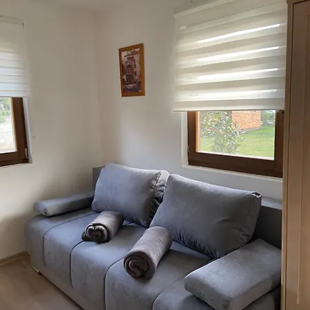شقة Fahaz A Kertben Apartman 2 *